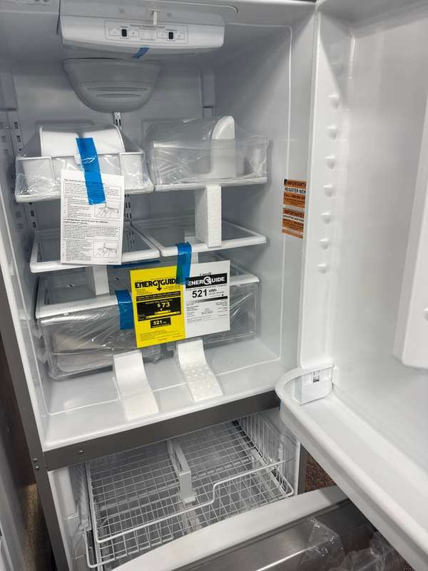 Amana ABB1924BRM 18 Cu. Ft Freezer Refrigerator ENERGY STAR Stainless Steel - Assessment Photo 10