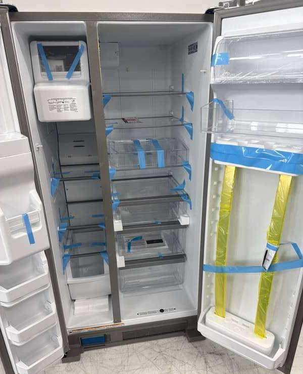 Whirlpool WRS321SDHZ 21.4 Cu. Ft 33" Side-by-Side Refrigerator, Stainless Steel - Assessment Photo 11