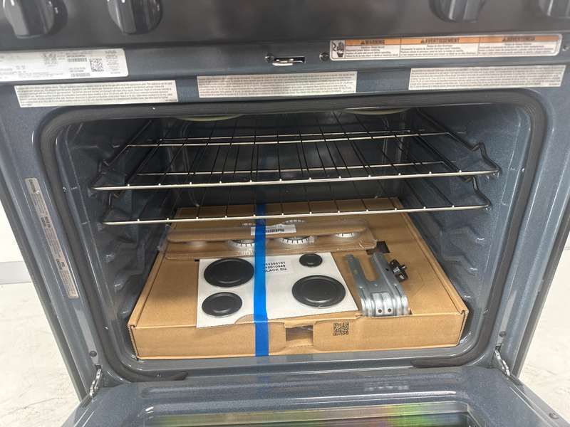 Whirlpool WFGS3530RS 5.3 Cu. Ft Range Cooktop Freestanding Stainless Steel - Assessment Photo 13