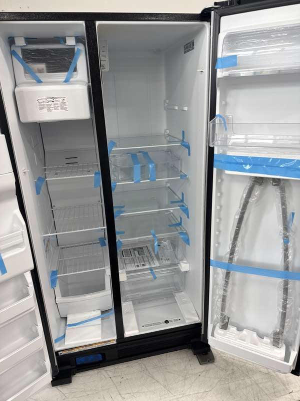 Amana ASI2575GRS 24.5 Cu. Ft 36" Side-by-Side Refrigerator, Stainless Steel - Assessment Photo 13