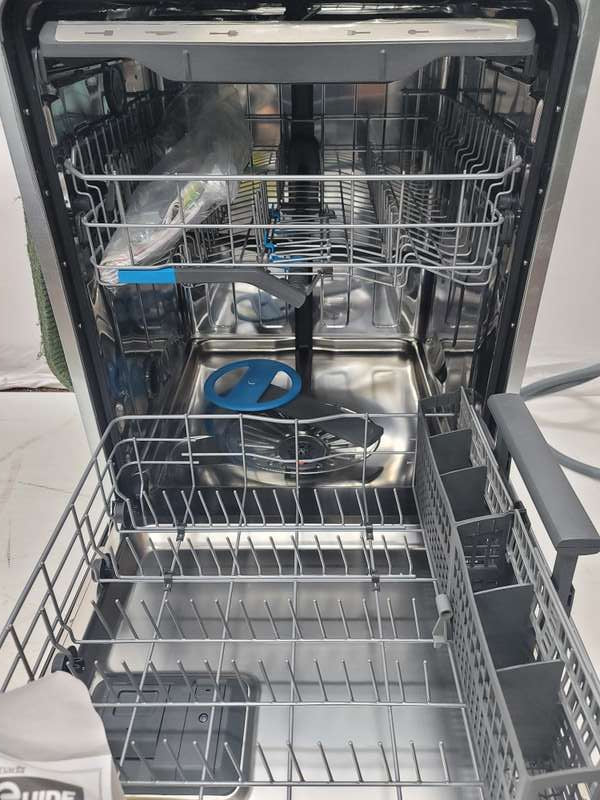 Frigidaire GDSH4715AD 24" Dishwasher BuiltIn ENERGY STAR Stainless Steel - Assessment Photo 14