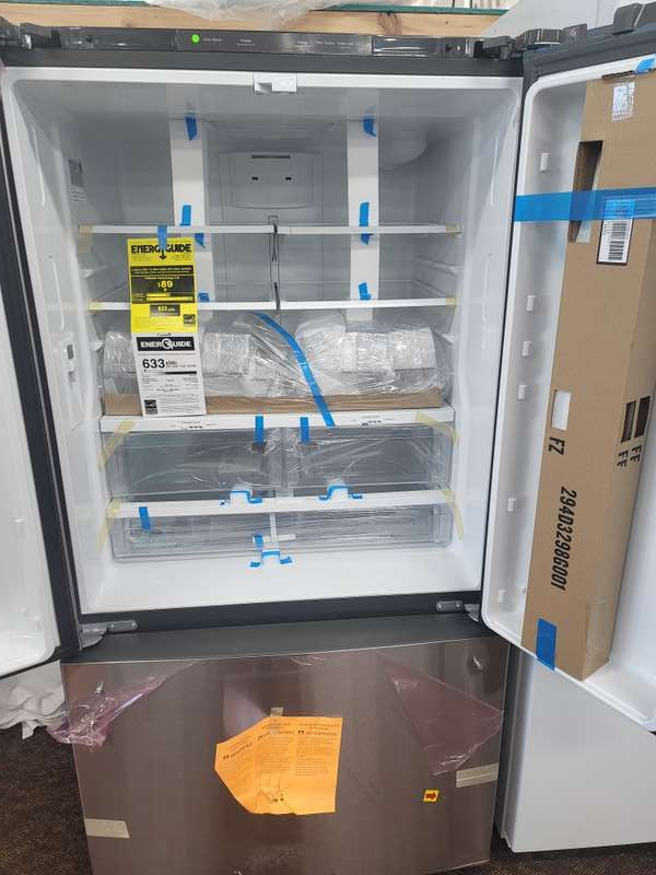 GE GNE27JYMFS 27.0 Cu. Ft French Door ENERGY STAR Stainless Steel - Assessment Photo 14