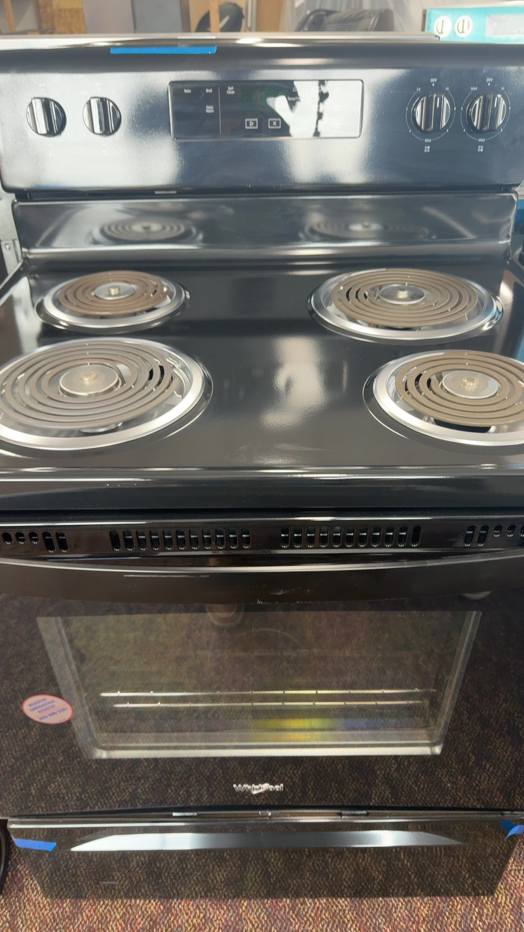 Whirlpool WFC315S0JB 4.8 cu. ft. Electric Range with Keep Warm setting, Black - Assessment Photo