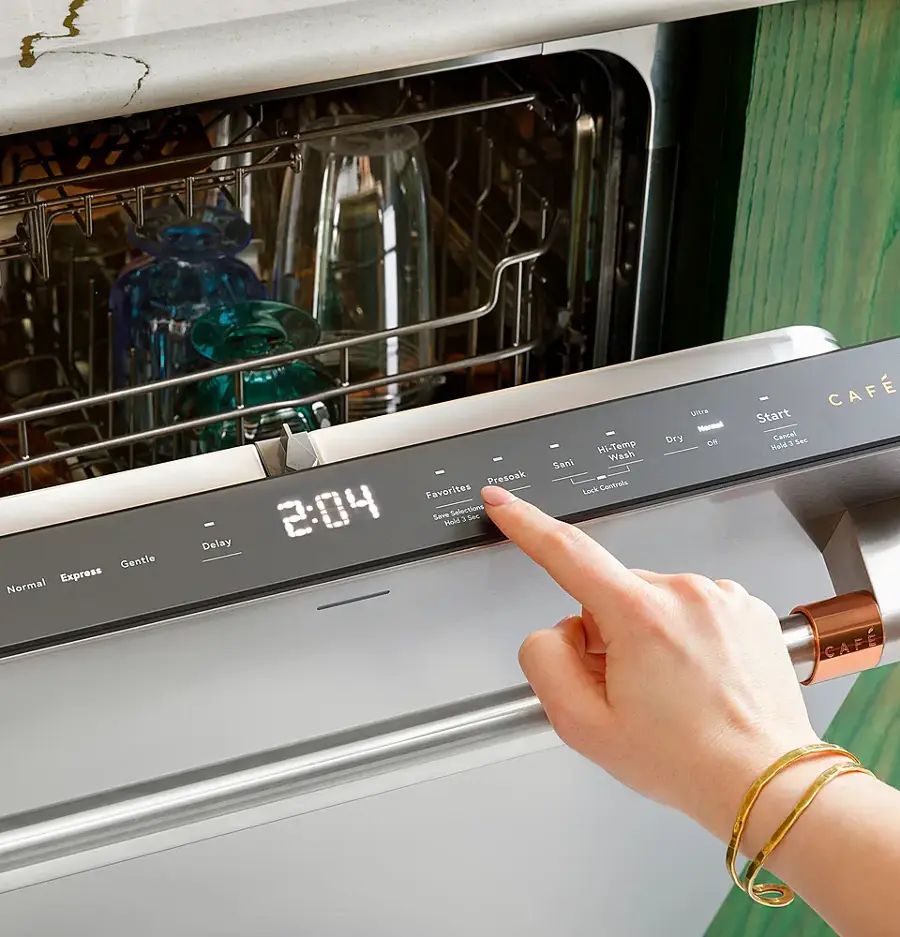 Café CDT858P4VW2 24" Dishwasher BuiltIn Smart ENERGY STAR Matte White - Assessment Photo 3