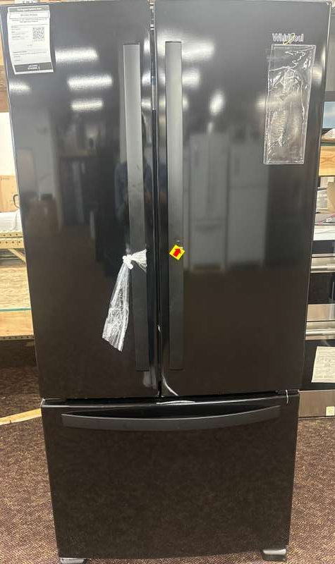 Whirlpool 33" WRFF5333PB 22 cu. ft Refrigerator French Door ENERGY STAR Black - Assessment Photo 6