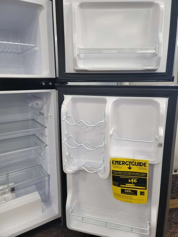 Insignia NSCF43SS9 4.3 Cu. Ft Freezer Top Freezer ENERGY STAR - Assessment Photo 9