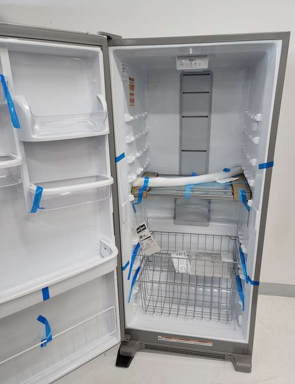 Whirlpool SideKicks WSZ57L18DM 17.7 Cu. Ft 32" Upright Freezer ENERGY STAR - Assessment Photo 9