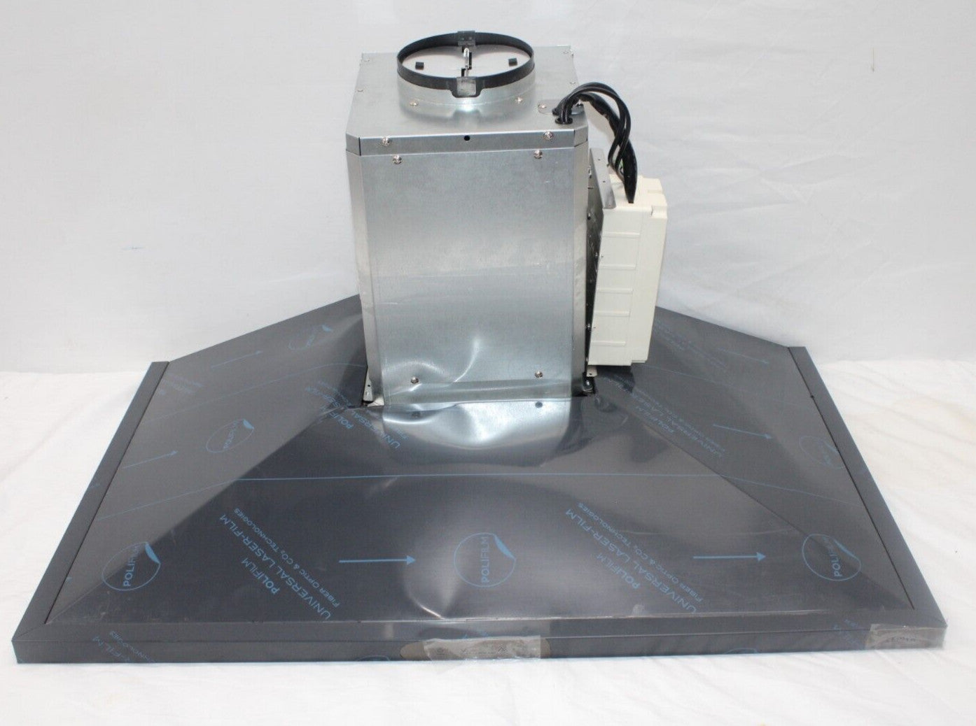 Zephyr ZAN-M90DBS Anzio 36" 600 CFM Wall Mount Range Hood, Black Stainless