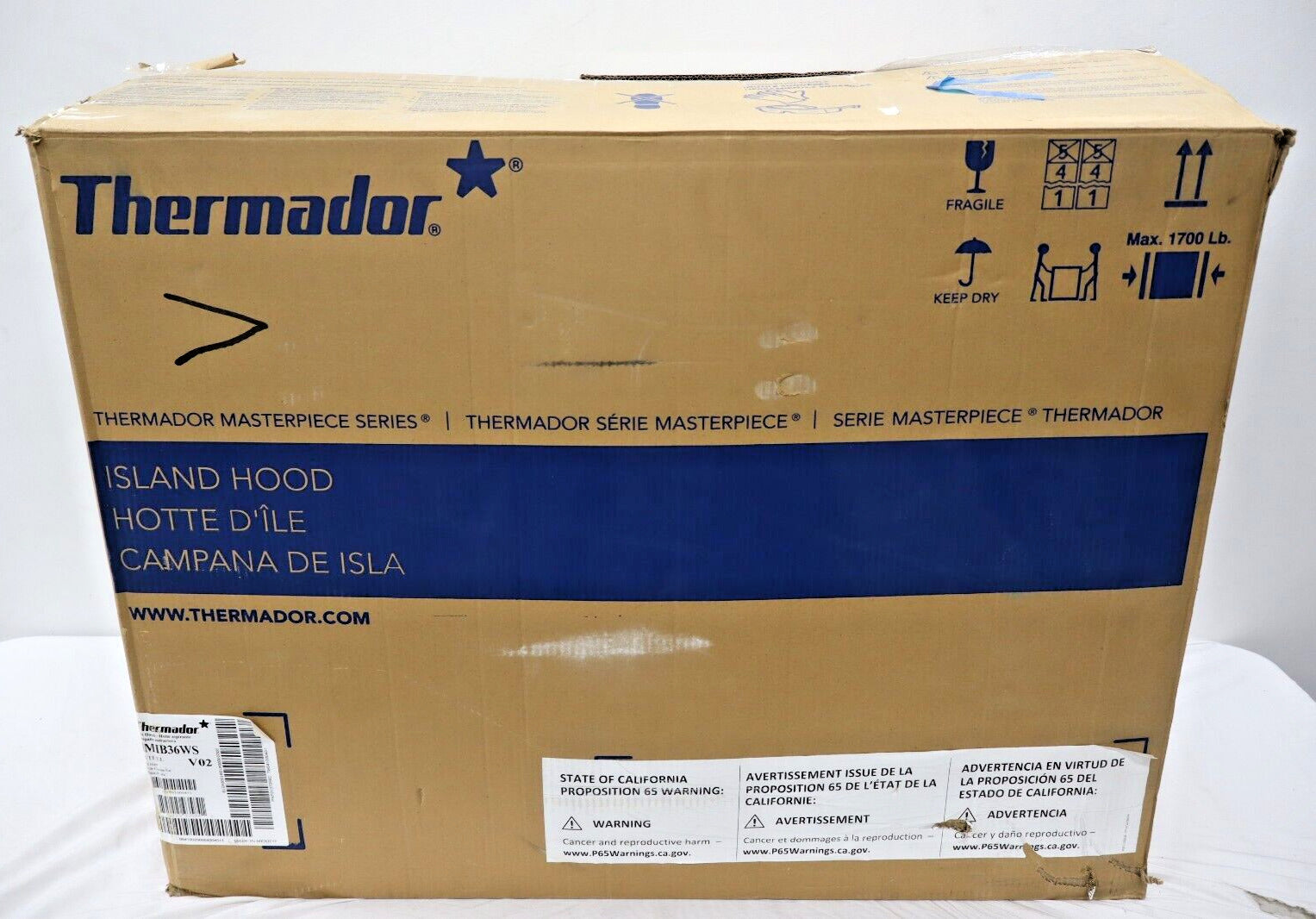 NEW Thermador Masterpiece Series HMIB36WS 36" Island-Mounted Chimney Range Hood