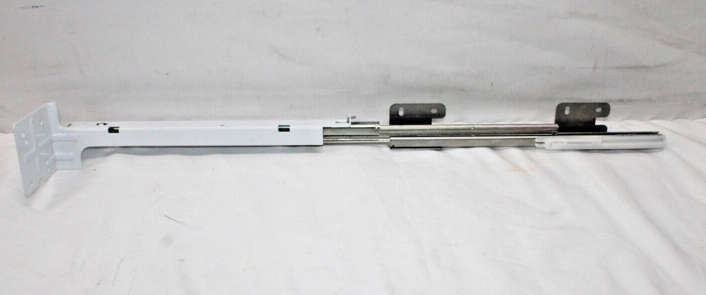 Insignia NS-RBM18SS0 Left Side Freezer Door Hinge Replacement