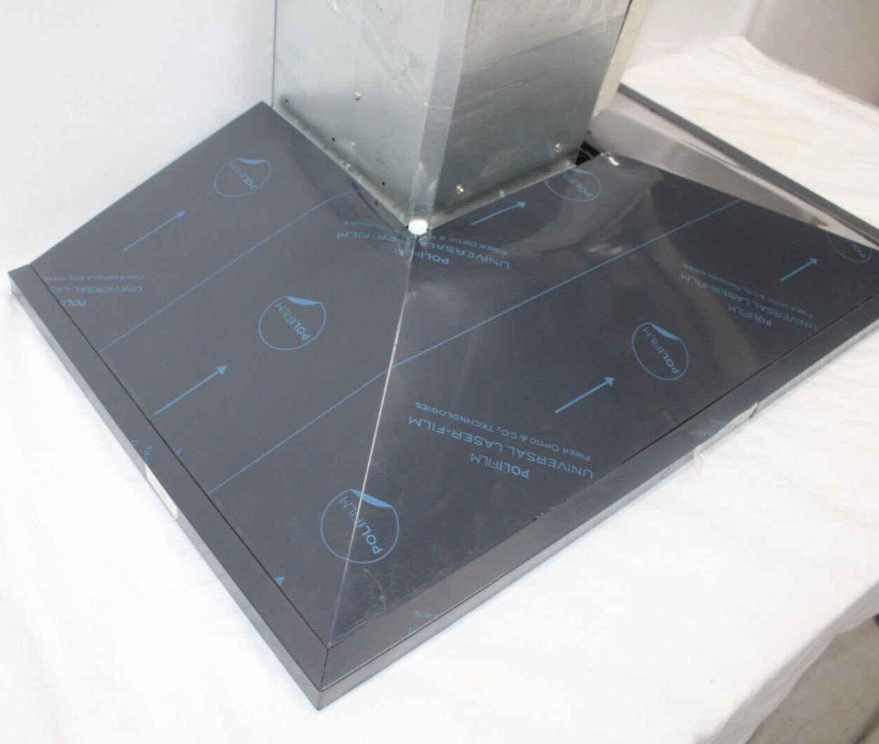 Zephyr ZAN-M90DBS Anzio 36" 600 CFM Wall Mount Range Hood, Black Stainless