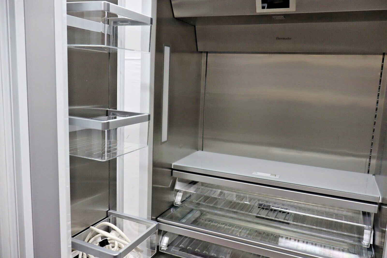 Thermador T36BT915NS 19.4 Cu. Ft. 36" Built-In Smart French Door Refrigerator
