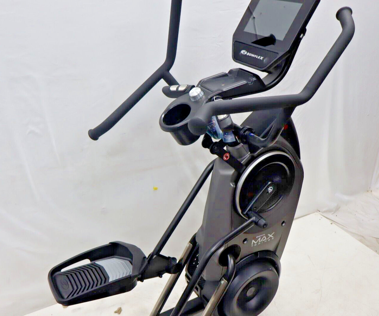 Bowflex 100943 High-Intensity Max Trainer M9 w/ 10" HD Touchscreen Console, Gray