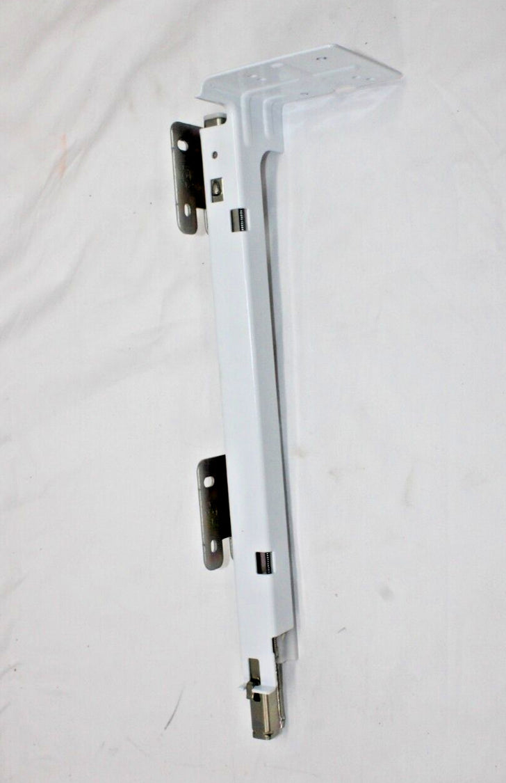 Insignia NS-RBM18SS0 Right Side Freezer Door Hinge Replacement