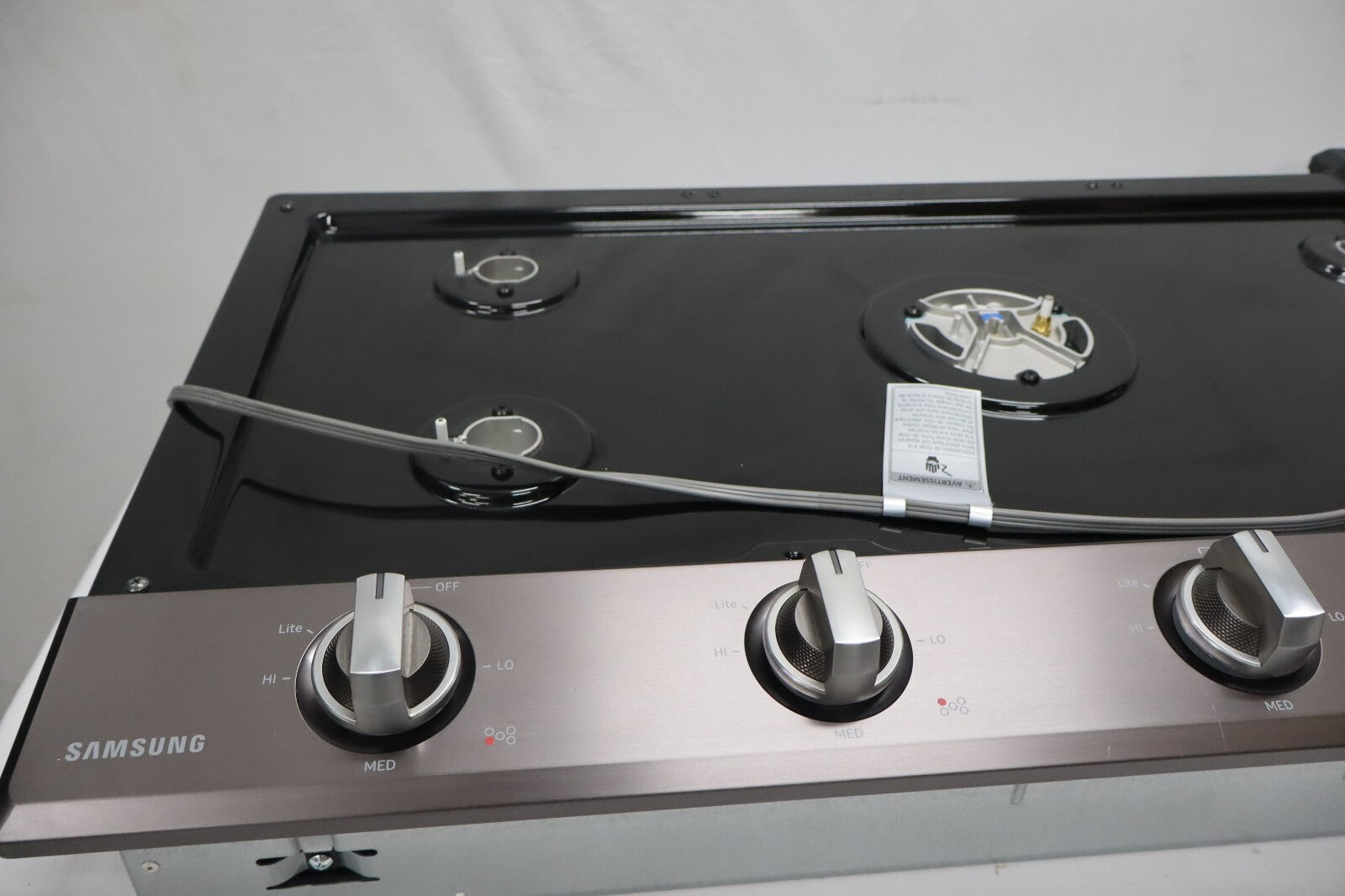 Samsung NA36N7755TG 36" Built-In Smart Gas Cooktop WiFi, Dual Power Brass Burner