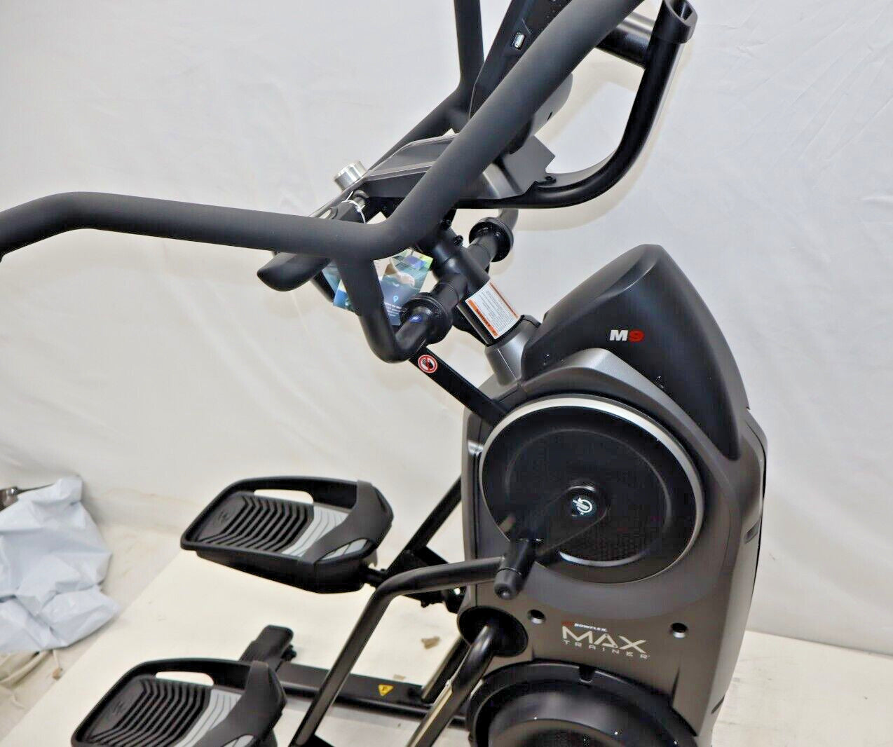 Bowflex 100943 High-Intensity Max Trainer M9 w/ 10" HD Touchscreen Console, Gray