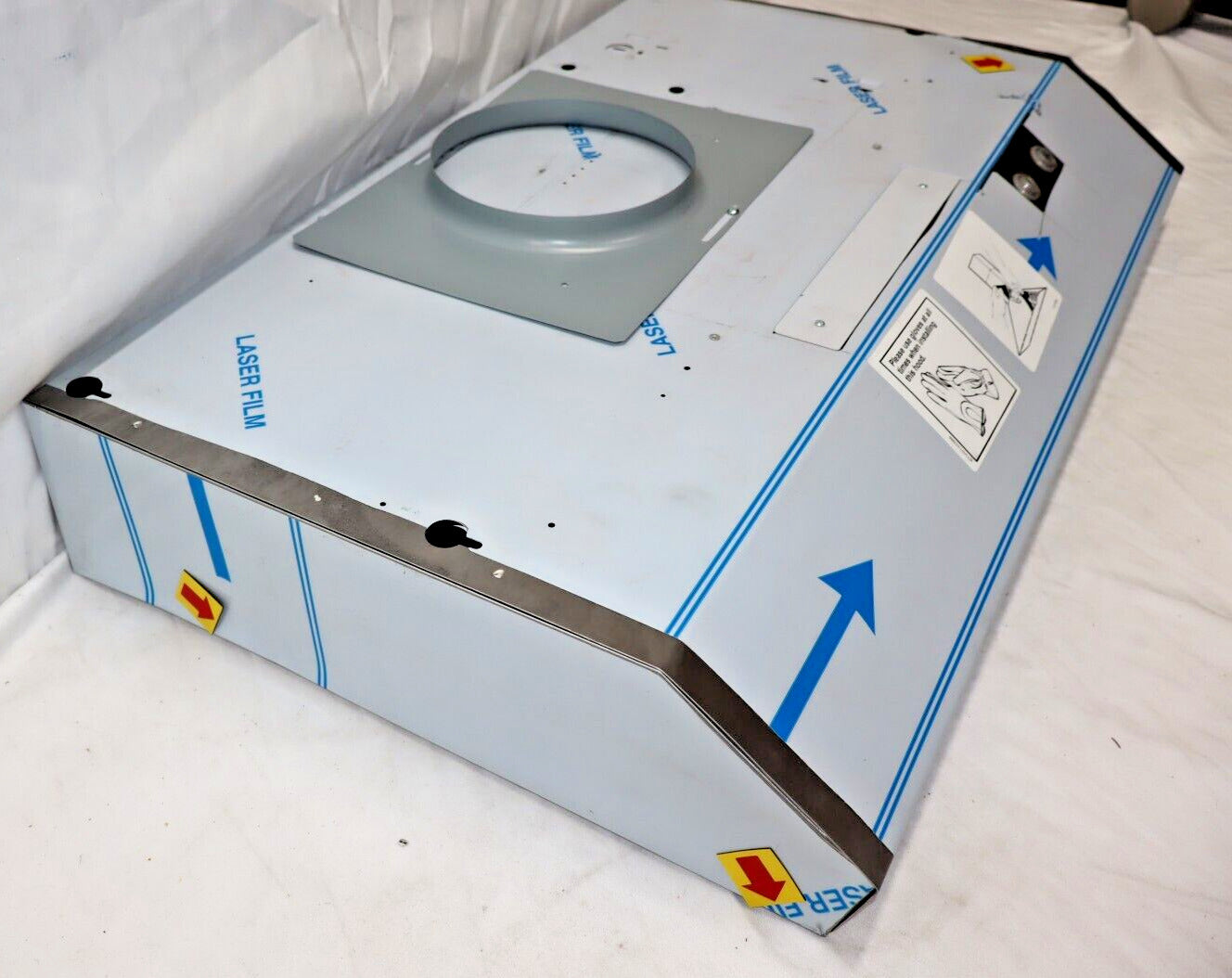 Samsung NK30B3000US/AA 30" Under Cabinet Convertible Range Hood, Stainless Steel