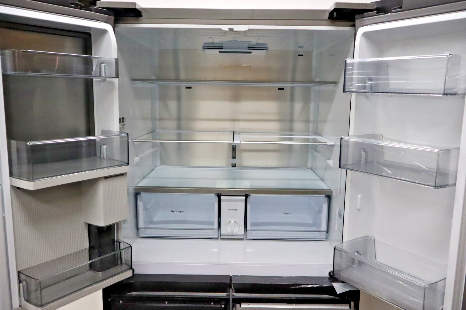 Samsung - BESPOKE 29 Cu. Ft. 4-Door Flex Smart Refrigerator w/ AutoFill Pitcher, Custom Panel Ready