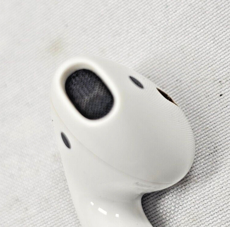 Apple Airpod Replacement Earbud (2nd Gen) [RIGHT Earbud Only] A2032- Tested