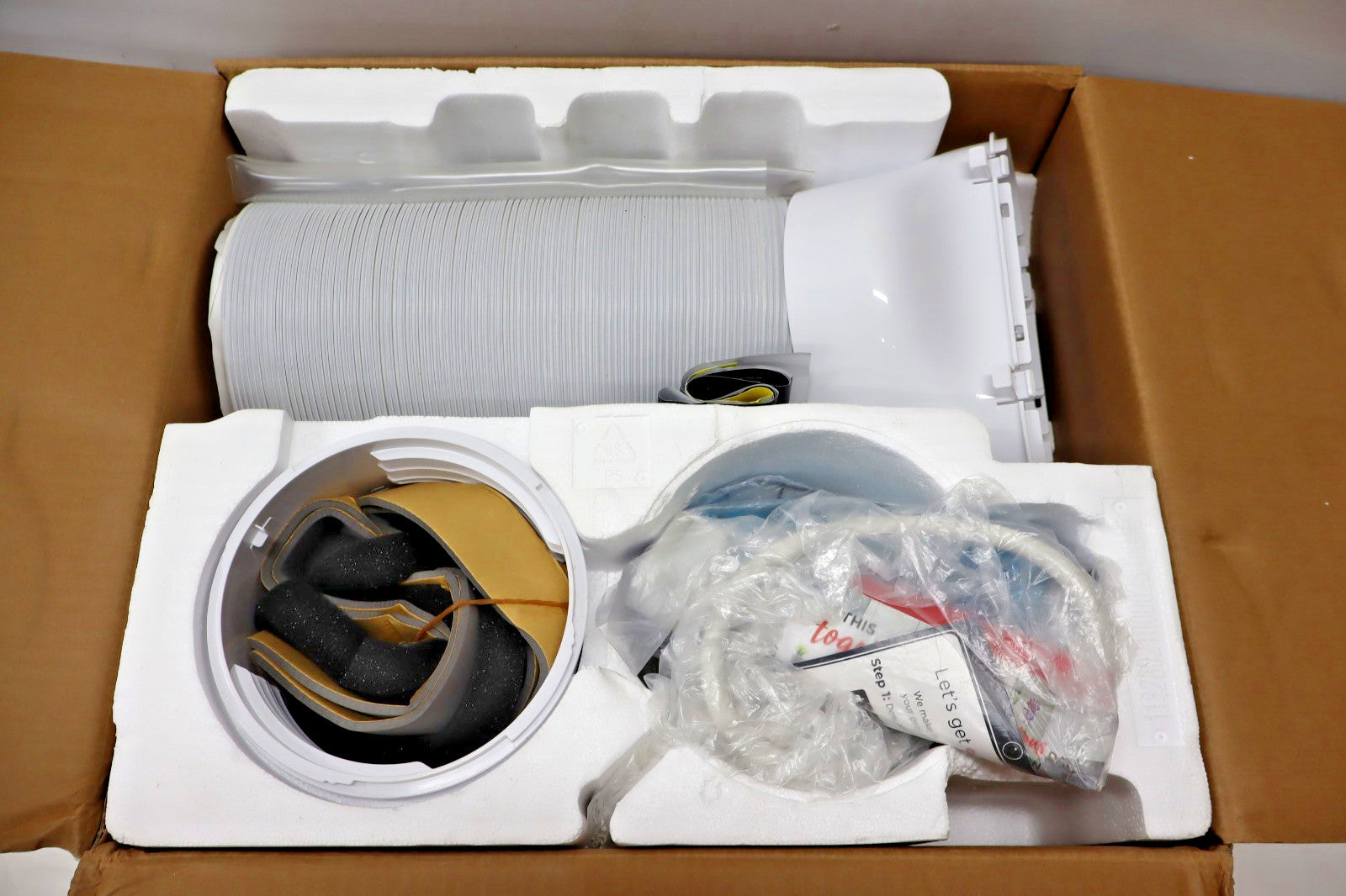 Frigidaire 3-in-1 Portable Room Air Conditioner FHPW122AC1  12K BTU 350 Sq. Ft.