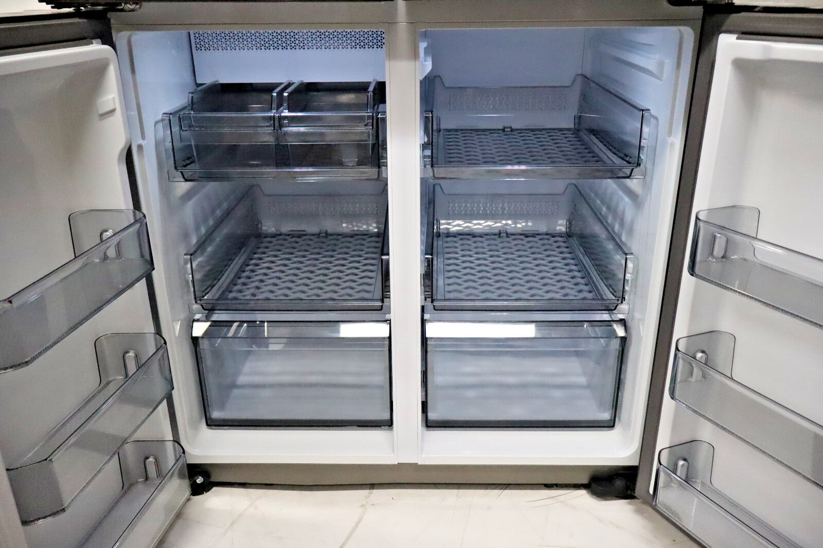Samsung - BESPOKE 29 Cu. Ft. 4-Door Flex Smart Refrigerator w/ AutoFill Pitcher, Custom Panel Ready
