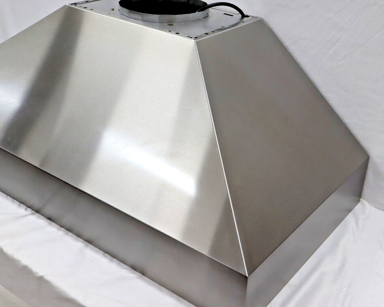Viking VCWH54848SS 48" Wide 18" High Wall Mount Chimney  Range Hood, Stainless Steel