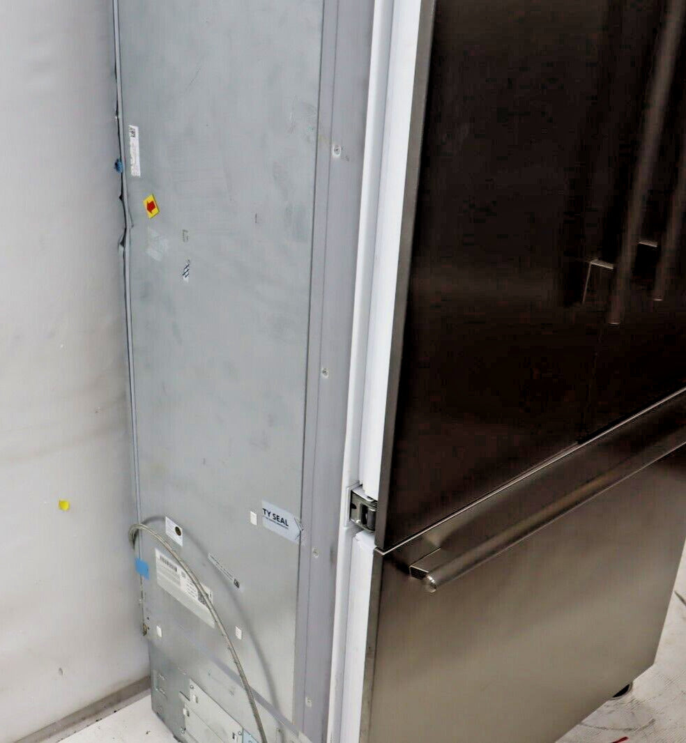 Thermador T36BT915NS 19.4 Cu. Ft. 36" Built-In Smart French Door Refrigerator