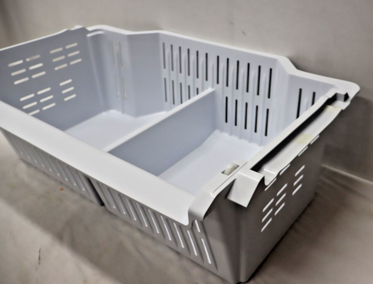 Samsung Refrigerator Freezer Drawer DA63-12020A for RF27CG5900SRAA