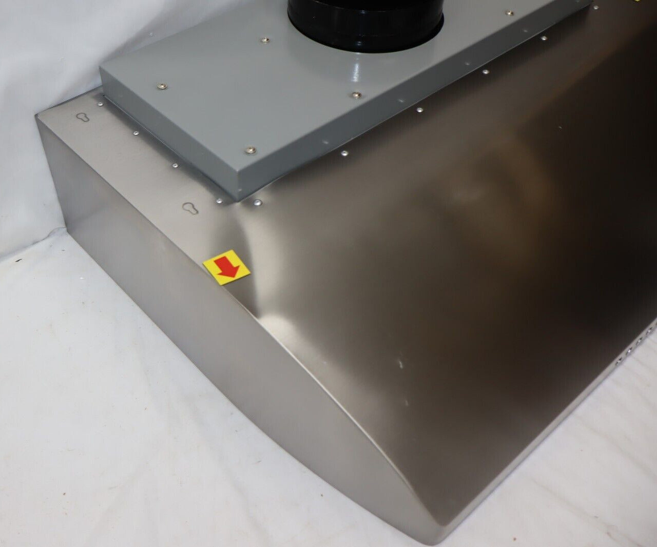 ZLINE - 30" 600 CFM 4-Speed Fan Under Cabinet Range Hood, Stainless Steel 625-30