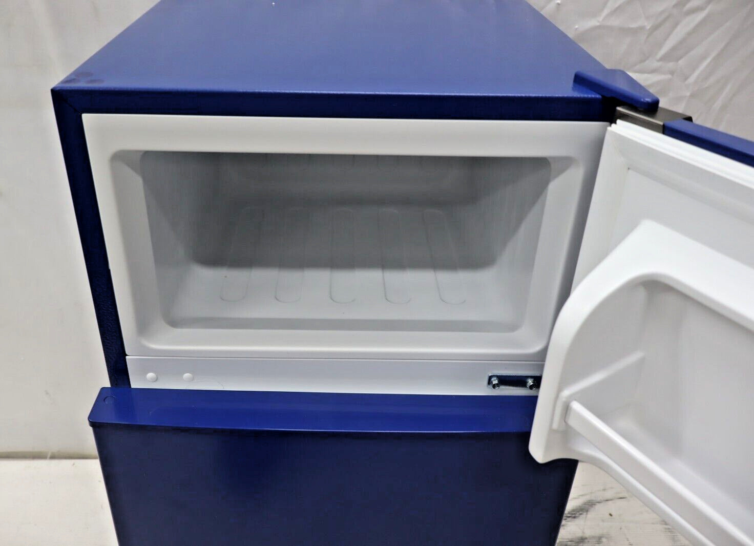 Frigidaire EFR920-MAR 3.2 Cu. Ft. Compact Refrigerator w/ Top Freezer in Blue