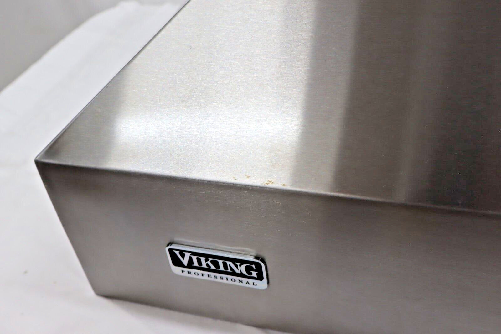 Viking VCWH54848SS 48" Wide 18" High Wall Mount Chimney  Range Hood, Stainless Steel