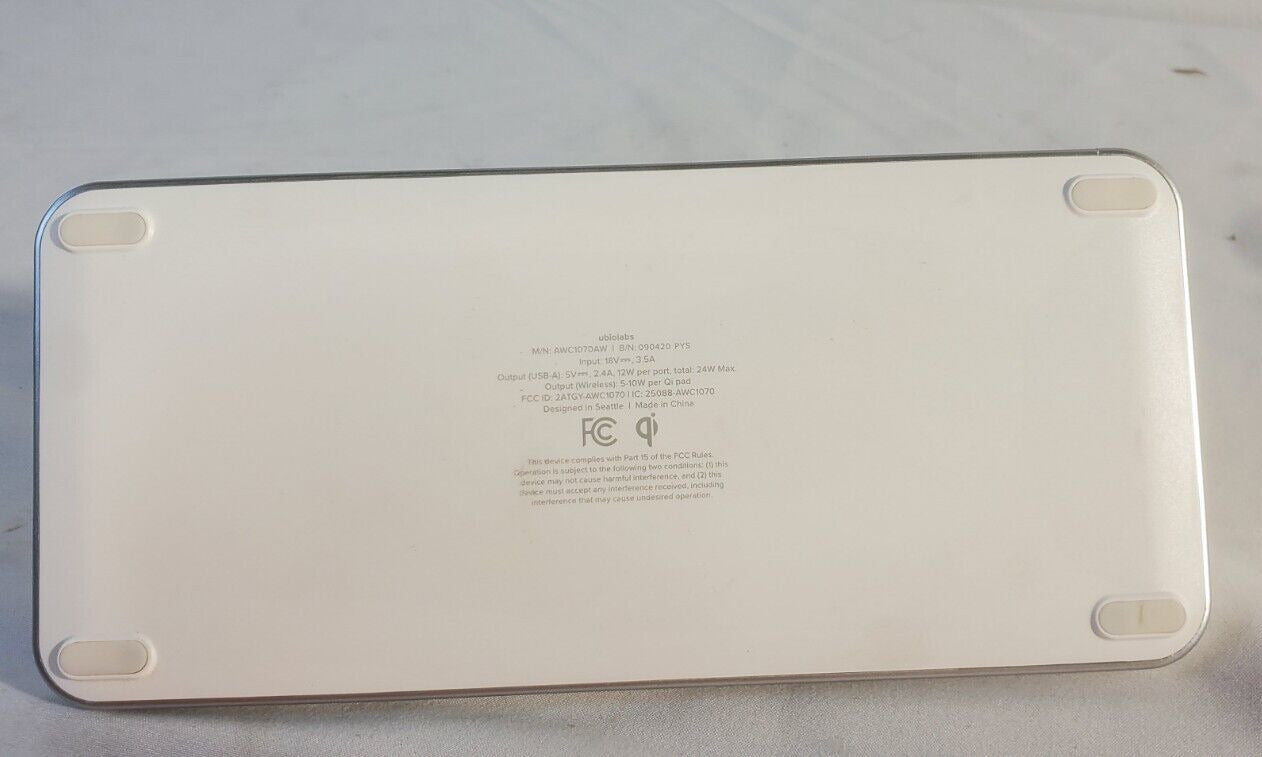 Ubio Labs WCB141 3-in-1 Wireless Charging Stand - LED Indicator - White