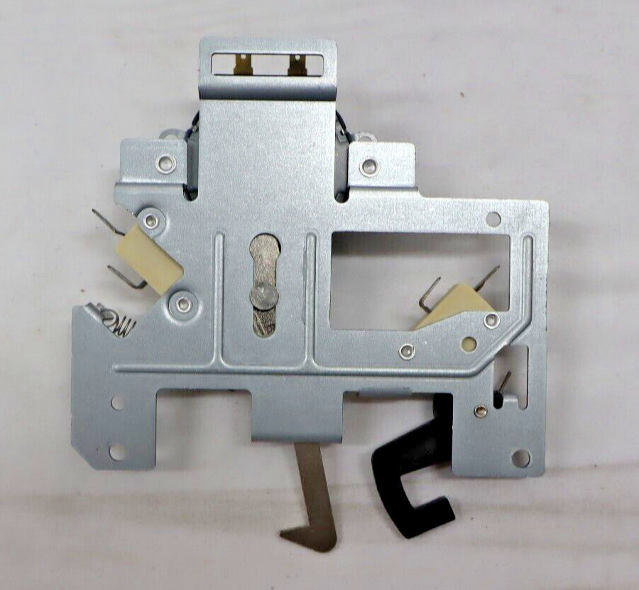 Genuine Whirlpool 30" Wall Oven Door Latch  W11686858 W11132456, WOED7030PZ