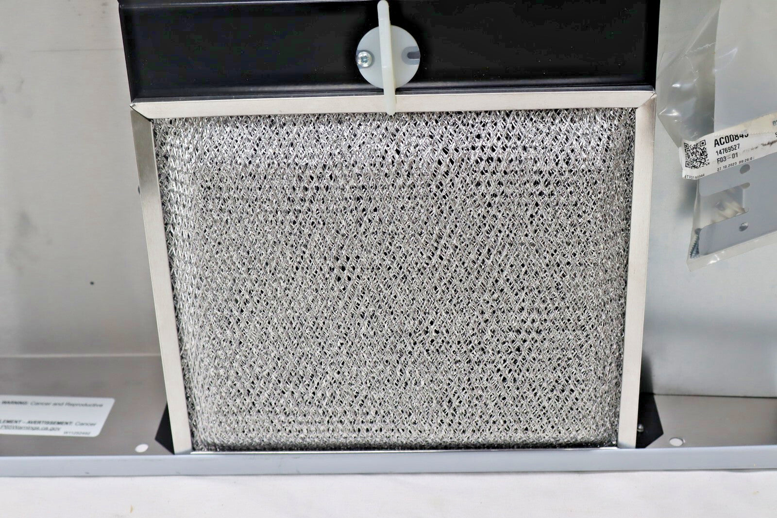 New Whirlpool UXT4130ADS 30" Convertible Under-Cabinet Range Hood in Stainless